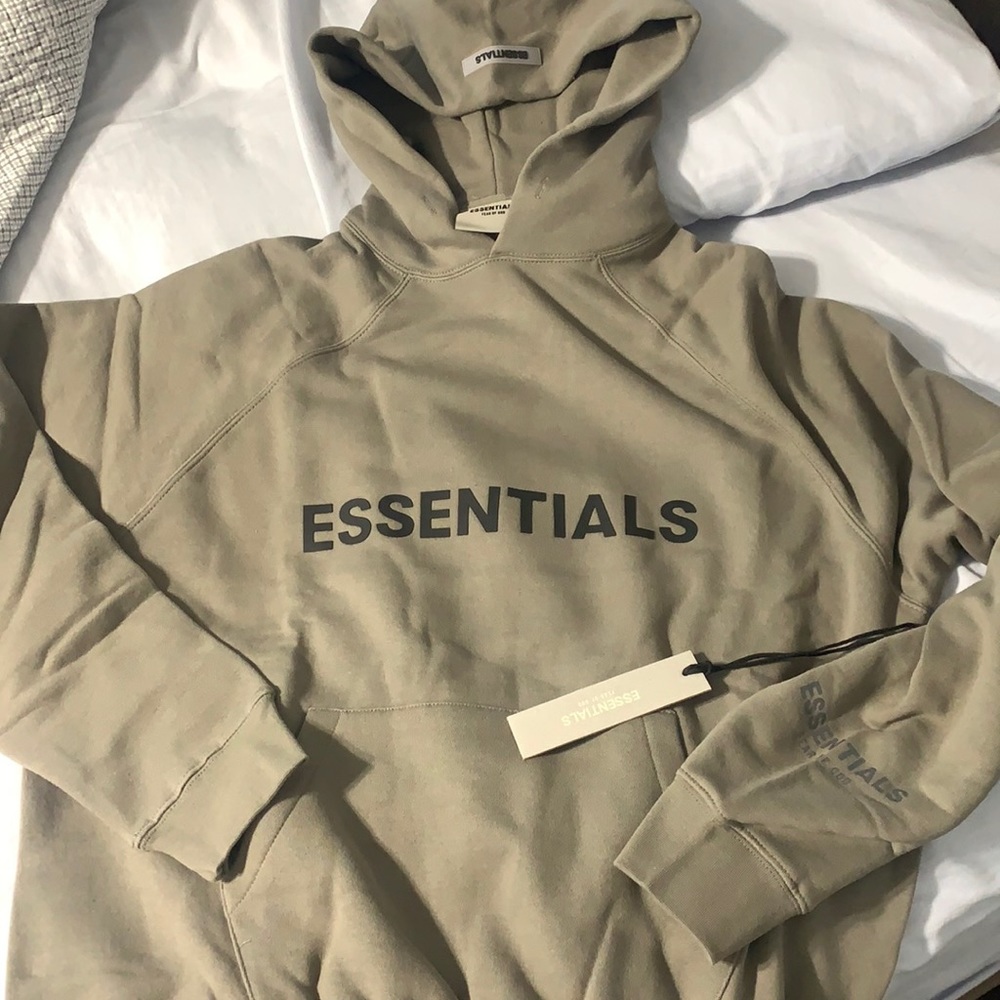 NWT FOG Essentials Hoodie oversized small